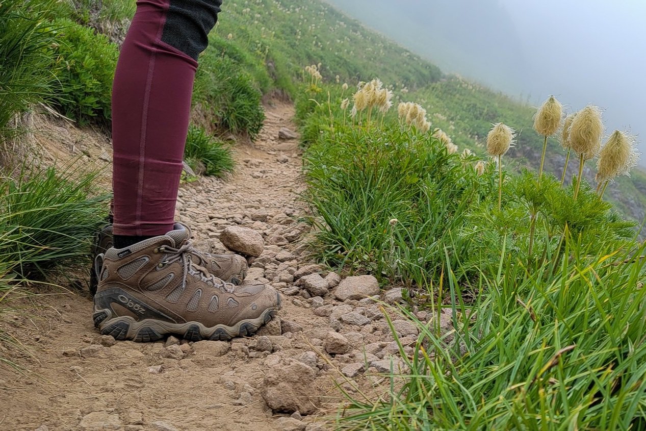 Closeup of the Oboz Bridger Boots on a dusty trail